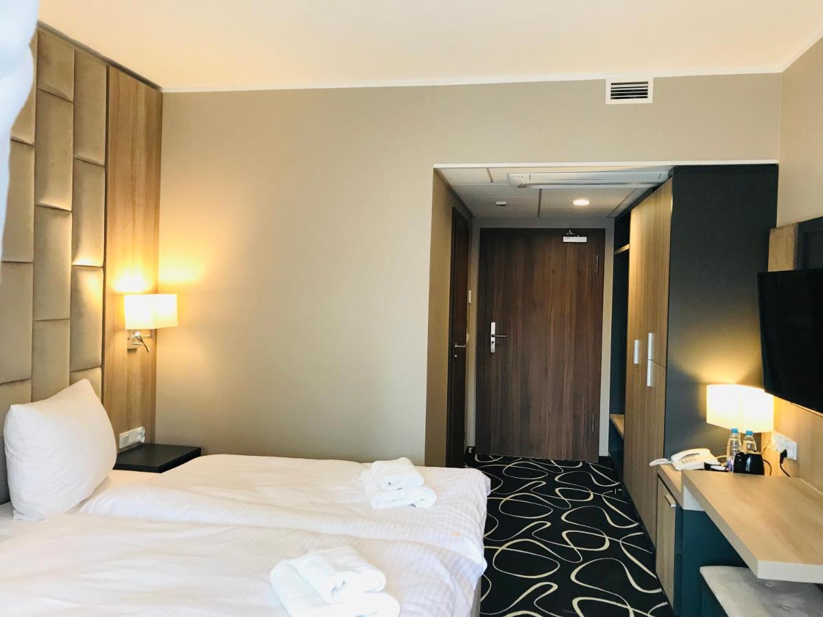 特洛法纳康体及spa酒店 米兹多洛杰 外观 照片